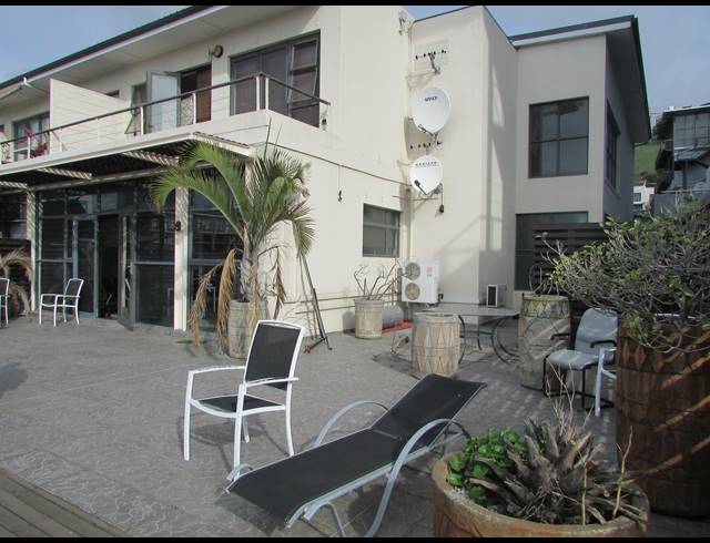 1 BEDROOM APARTMENT RENTED IN BRYANSTON